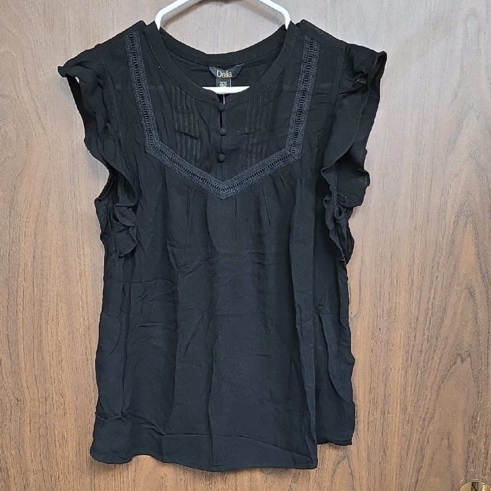 Dalia Size M Black Ruffled T-Shirt Blouse